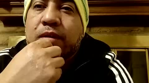 Snapshot of smoothstrik3r chatting on December 5, 1:52 pm smoothstrik3r online show from December 5, 1:52 pm