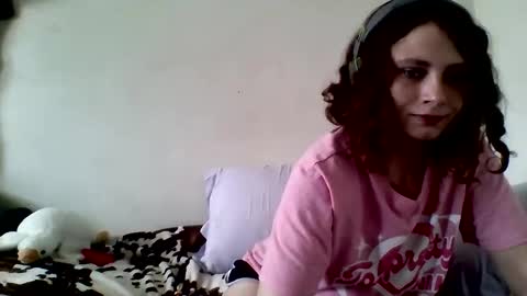 Snapshot of smoothvodka chatting on May 31, 7:04 pm Bambi--Vodka online show from May 31, 7:04 pm