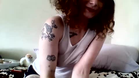 Snapshot of smoothvodka chatting on June 11, 7:12 pm Bambi--Vodka online show from June 11, 7:12 pm