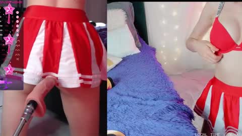 Snapshot of smurfette77 chatting on January 10, 3:06 pm Sex-machine is my passion activate it with your tips and enjoy with me online show from January 10, 3:06 pm