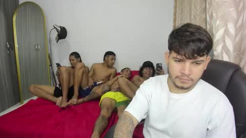 snak_master1 online show from September 24, 7:01 am