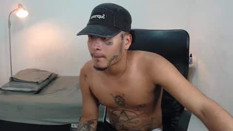 snak_master1 online show from September 27, 5:56 am