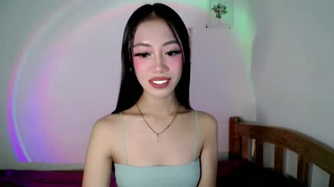 Snapshot of snake_charmer88 chatting on June 6, 5:23 am kianna online show from June 6, 5:23 am