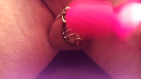Snapshot of snakepit31 chatting on August 1, 5:45 pm Sissy Boy online show from August 1, 5:45 pm
