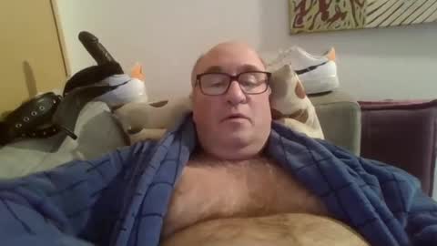 sneakerboy18 online show from January 2, 12:35 pm