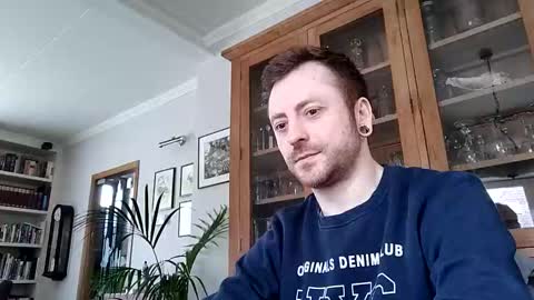 Snapshot of snoecks chatting on February 27, 10:26 am snoecks online show from February 27, 10:26 am