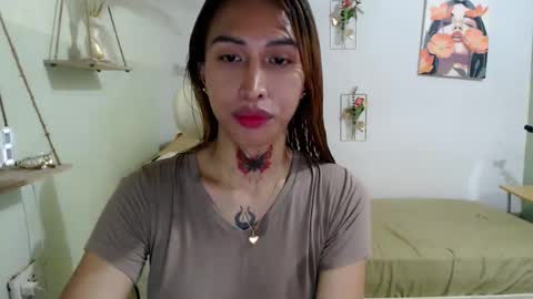 Snapshot of snow_2000 chatting on October 31, 11:55 am snow_2000 online show from October 31, 11:55 am