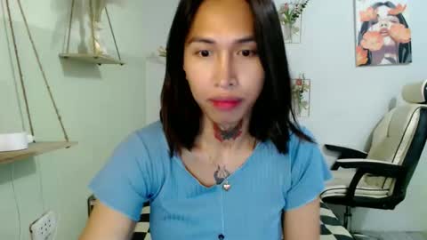 snow_2000 online show from March 16, 1:33 am