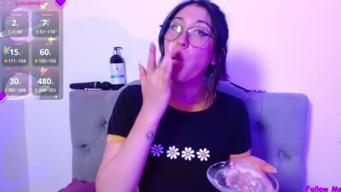 IG     OF red moonn online show from January 16, 2:41 pm