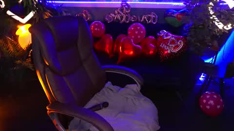 Snapshot of snow_whiteeex chatting on February 14, 2:07 am snow_whiteeex online show from February 14, 2:07 am