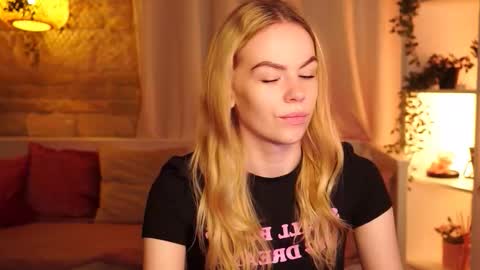 Hanna online show from October 3, 8:44 am