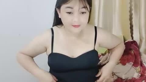 snow online show from March 27, 5:12 pm