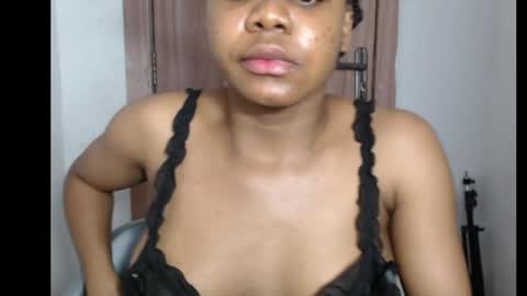 snowdrop5 online show from October 26, 7:53 pm