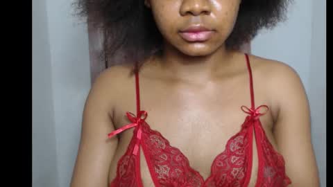 snowdrop5 online show from November 19, 8:09 pm