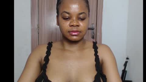 snowdrop5 online show from November 29, 8:23 pm