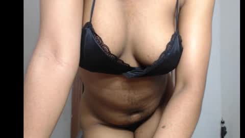 snowdrop5 online show from December 2, 8:59 pm