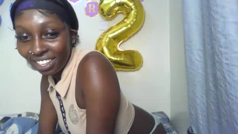 snowfox254 online show from January 13, 7:19 pm