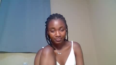 Snowie eyes online show from November 5, 9:48 pm