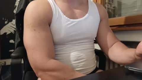 Snapshot of so_thick chatting on December 2, 4:53 pm luca - online show from December 2, 4:53 pm