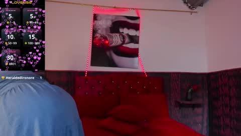 leidy online show from December 16, 7:19 pm