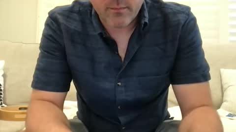 chris online show from March 3, 11:32 pm