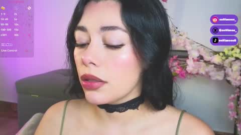 Snapshot of soffimoon_ chatting on September 17, 2:13 am IG Soffimoon I THANK YOU FOR LEAVING YOUR FOLLOW online show from September 17, 2:13 am