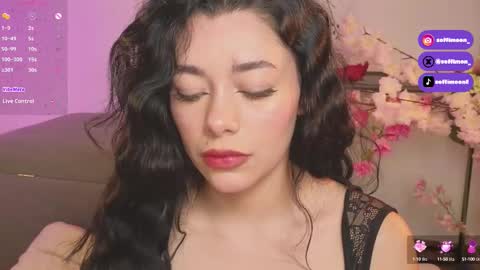 Snapshot of soffimoon_ chatting on October 3, 2:41 am IG Soffimoon I THANK YOU FOR LEAVING YOUR FOLLOW online show from October 3, 2:41 am