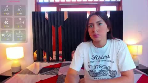 soffy and mia online show from October 24, 12:01 pm