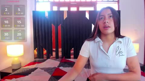 soffy and mia online show from November 10, 12:04 pm