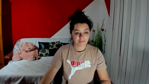 Snapshot of soffy_skye chatting on September 20, 3:40 am Soffy online show from September 20, 3:40 am