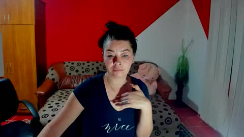 Snapshot of soffy_skye chatting on October 8, 3:59 am Soffy online show from October 8, 3:59 am