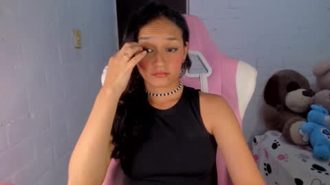 sofia online show from February 18, 10:36 pm