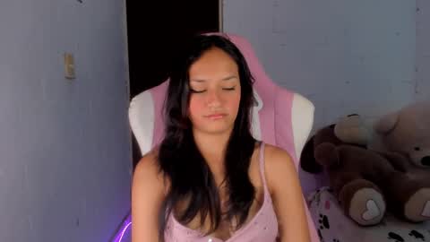 sofia online show from February 25, 4:42 pm