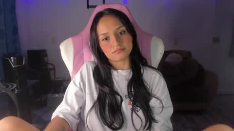 sofia online show from April 24, 8:28 am