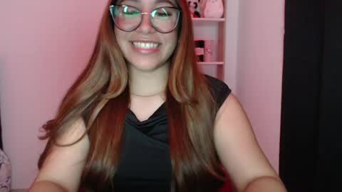 Snapshot of sofi4__ chatting on May 9, 3:01 am sofi online show from May 9, 3:01 am
