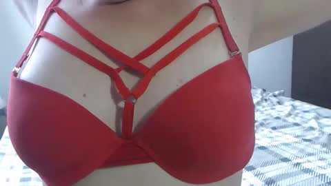 Sofa Castellanos online show from April 20, 4:10 pm