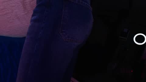 Snapshot of sofi_decker chatting on November 21, 11:53 am Sofia online show from November 21, 11:53 am