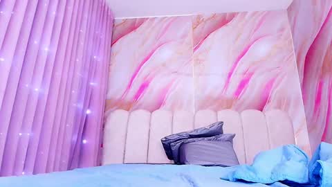 Snapshot of sofi_decker chatting on May 16, 10:36 am Sofia online show from May 16, 10:36 am