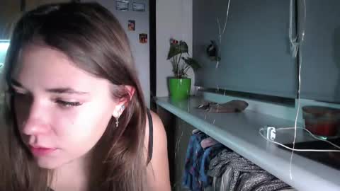Snapshot of sofi_delightful chatting on December 28, 7:33 pm Sofi online show from December 28, 7:33 pm