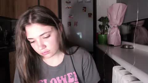 Snapshot of sofi_delightful chatting on March 3, 10:42 pm Sofi online show from March 3, 10:42 pm