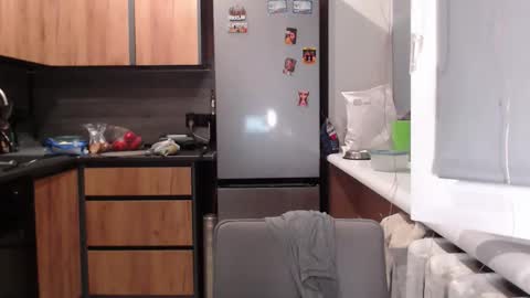 Snapshot of sofi_delightful chatting on September 12, 5:57 pm Sofi online show from September 12, 5:57 pm