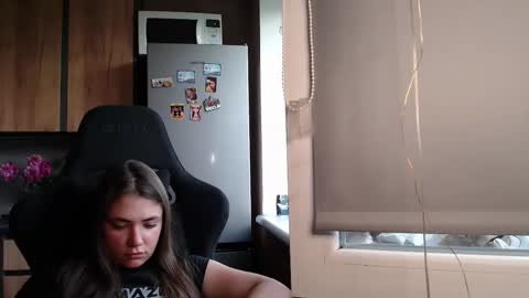 Snapshot of sofi_delightful chatting on June 2, 4:09 pm Sofi online show from June 2, 4:09 pm