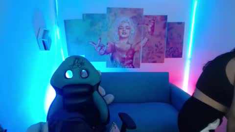 Sofi online show from January 16, 1:26 pm