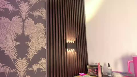 SOFIA online show from April 22, 1:41 am