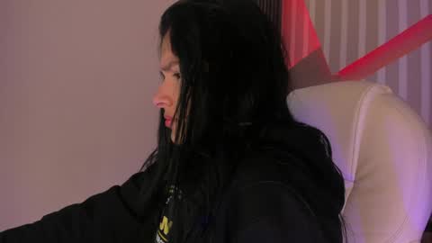 SOFIA online show from May 20, 12:50 am