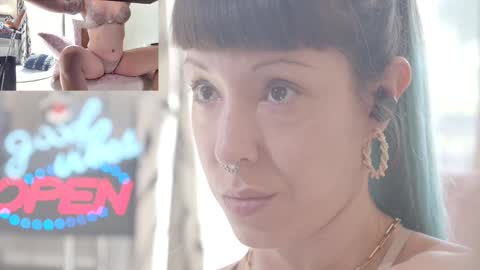 Sofi Mora online show from October 6, 2:25 pm