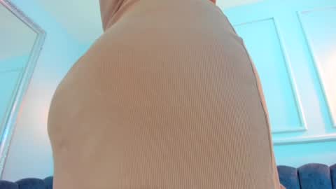 Sofi online show from December 6, 11:44 am