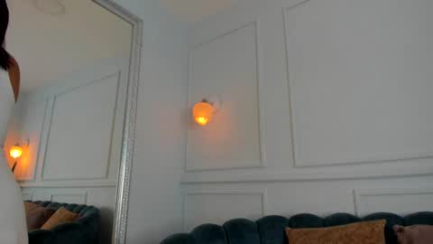 Sofi online show from December 28, 11:41 am