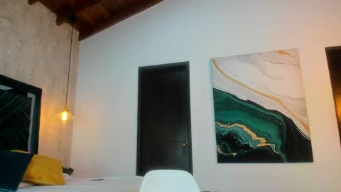 Sofi online show from March 30, 11:22 am