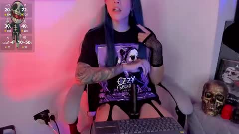 Snapshot of sofi_pretty_uwu_ chatting on June 23, 2:31 am SOFIA online show from June 23, 2:31 am